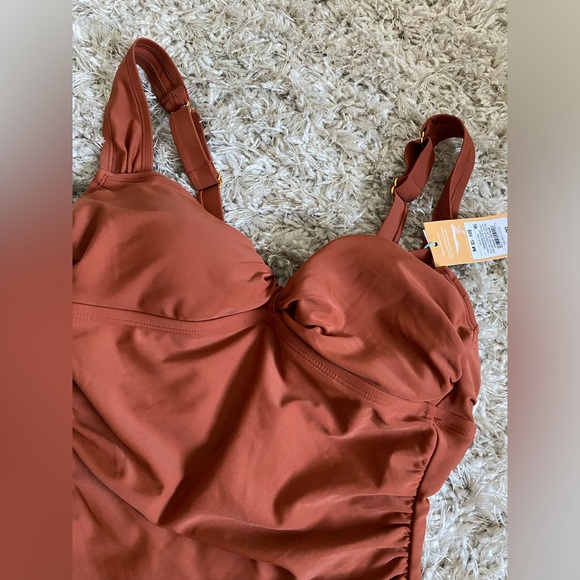 🆕 Kona Sol One Piece Swimsuit - Picture 3 of 6